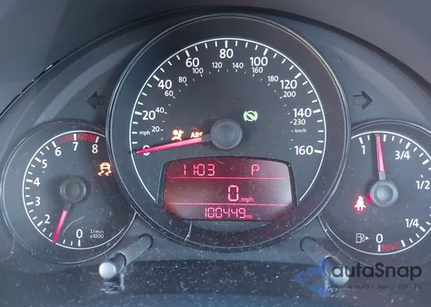 2012 Volkswagen Beetle 2.0T Turbo из США, поврежденный, VIN 3VWVA7ATXCM660808